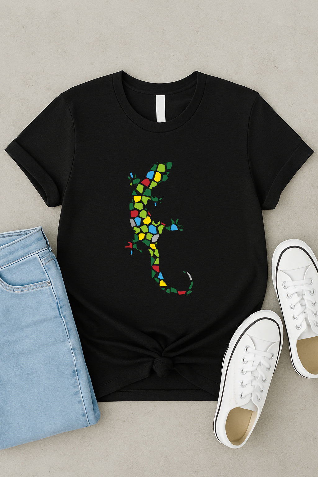 Cute Gecko T-Shirt, Cute Lizard Shirt, Gift for Friends, Sweet Lizard Tee