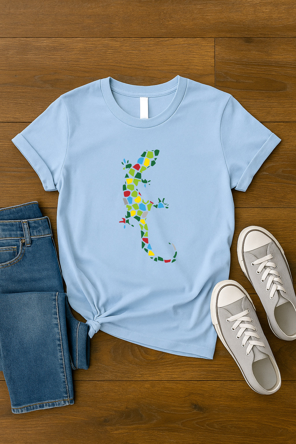 Cute Gecko T-Shirt, Cute Lizard Shirt, Gift for Friends, Sweet Lizard Tee